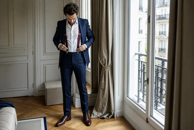 Bretelles pour costume bleu marine : Quelles bretelles choisir pour un costume bleu marine ?