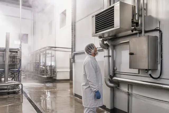 Chauffage industriel pour milieu humide : Solution de chauffage industrielle conçue pour zones à forte humidité