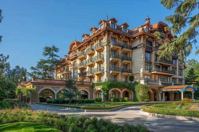 Découvrez le charme et le confort du séquoia hotel à eurodisney : un séjour inoubliable au cœur de la magie