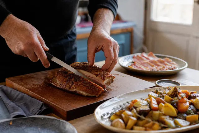 Magret de canard entier ou tranché : quel choix faire ?